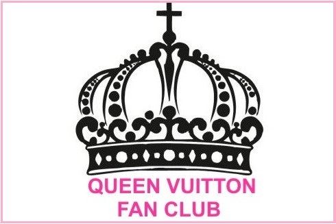 Queen_Vuitton_Fan_Club_korunka_napis_Greyhound_Park_Motol.JPG