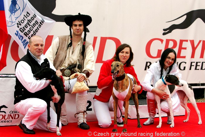 Greyhound_Schooling_Academy_Czech_Greyhound_Racing_Federation_NQ1M8703.JPG