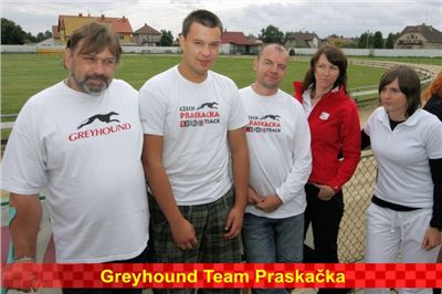 greyhound_team_Praskacka.jpg