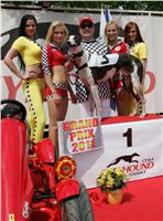 chrti_dostihy_Grand_Prix_2011_Czech_Greyhound_Racing_Federation_0084_NQ1M0746.JPG