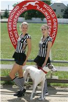 chrti_dostihy_Red_Mills_Cup_Czech_Greyhound_Racing_Federation_NQ1M0164.JPG