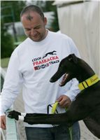 chrti_dostihy_Red_Mills_Cup_Czech_Greyhound_Racing_Federation_NQ1M0584.JPG