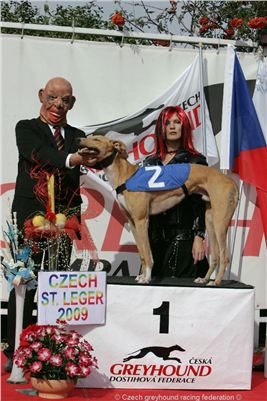 Czech_Greyhound_Racing_Federation_ST_LEGER_2009_NQ1M6986-moet-vitez.jpg