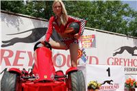 Ferrari_FXX_Greyhound_Park_Czech_Greyhound_Racing_Federation_0045_NQ1M0383.jpg