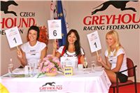 Heidi_Janku_vystava_chrtu_dostihy_Praskacka_Czech_Greyhound_Racing_Federation_IMG_9976[1].jpg
