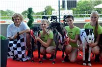 Chrt_dostihy_Greyhound_Racing_Park_Praha_CGDF_summer_prix_hawaii_2016_607.jpg