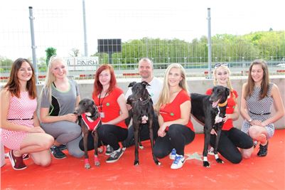 Chrt_dostihy_Greyhound_Racing_Prague_Grand_Prix_5491.jpg